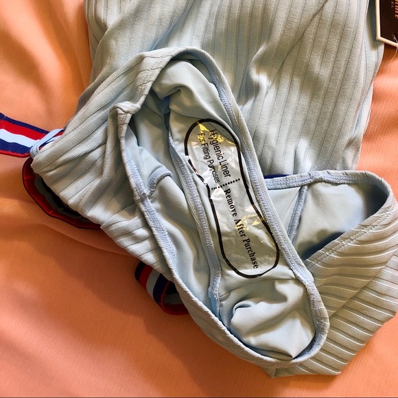 NWT! Sz. M Juicy Couture Suit - Picture 11 of 16